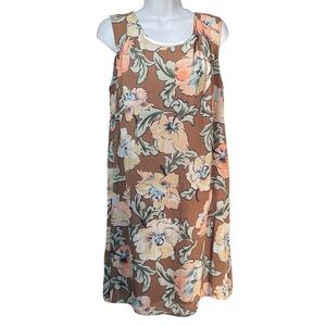 Luxology Boho Floral Print Flowy Shift Mini Dress with Metal Collar Accent